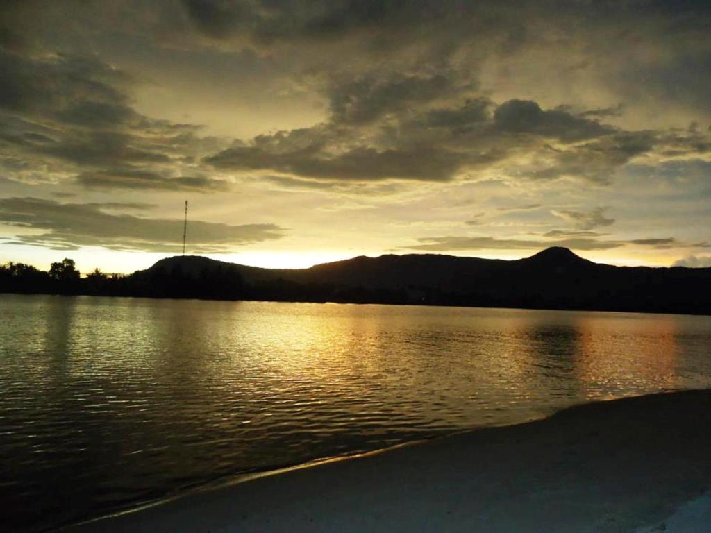 Nyny Hotel Kampot Luaran gambar